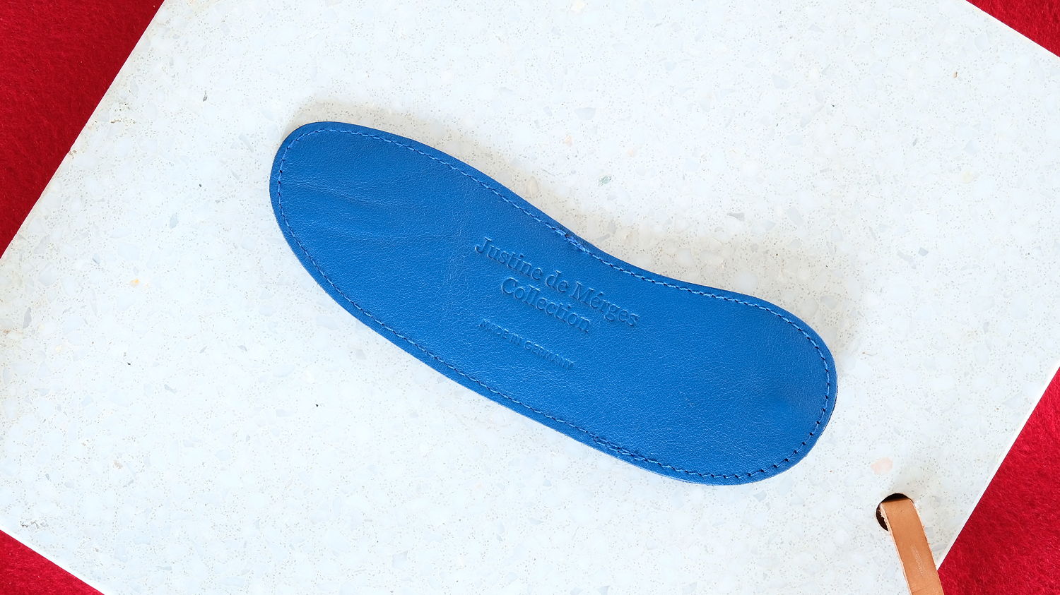 Justine de Mérges Collection: Steck-Etui aus Damastleder blue electric, PESSAC
